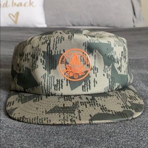 Element hat